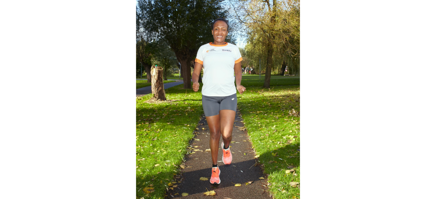 Foto van Nyash. Ze loopt twee marathons in een week